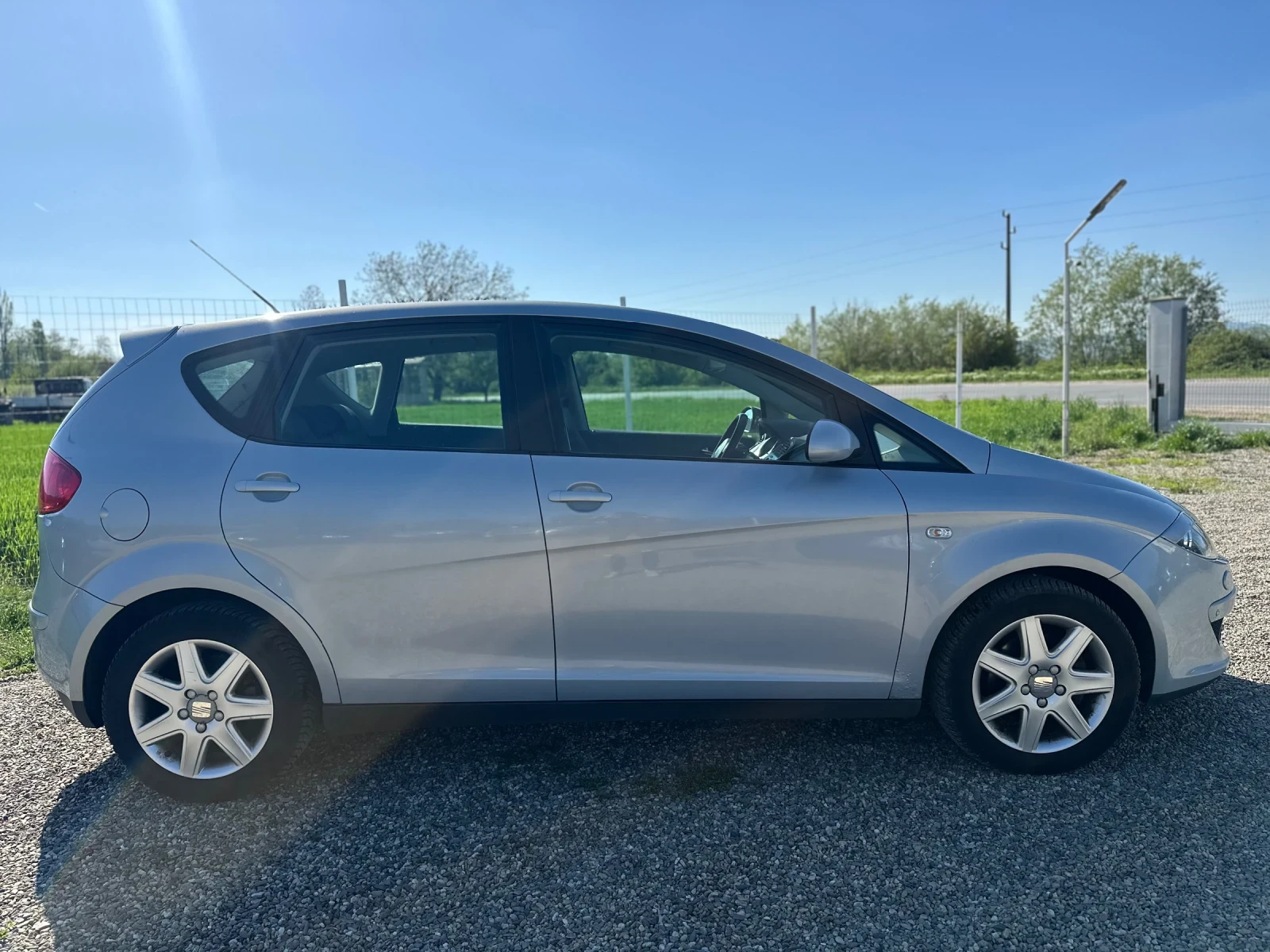 Seat Altea 2.0TDI AUTOMATIC  - изображение 4