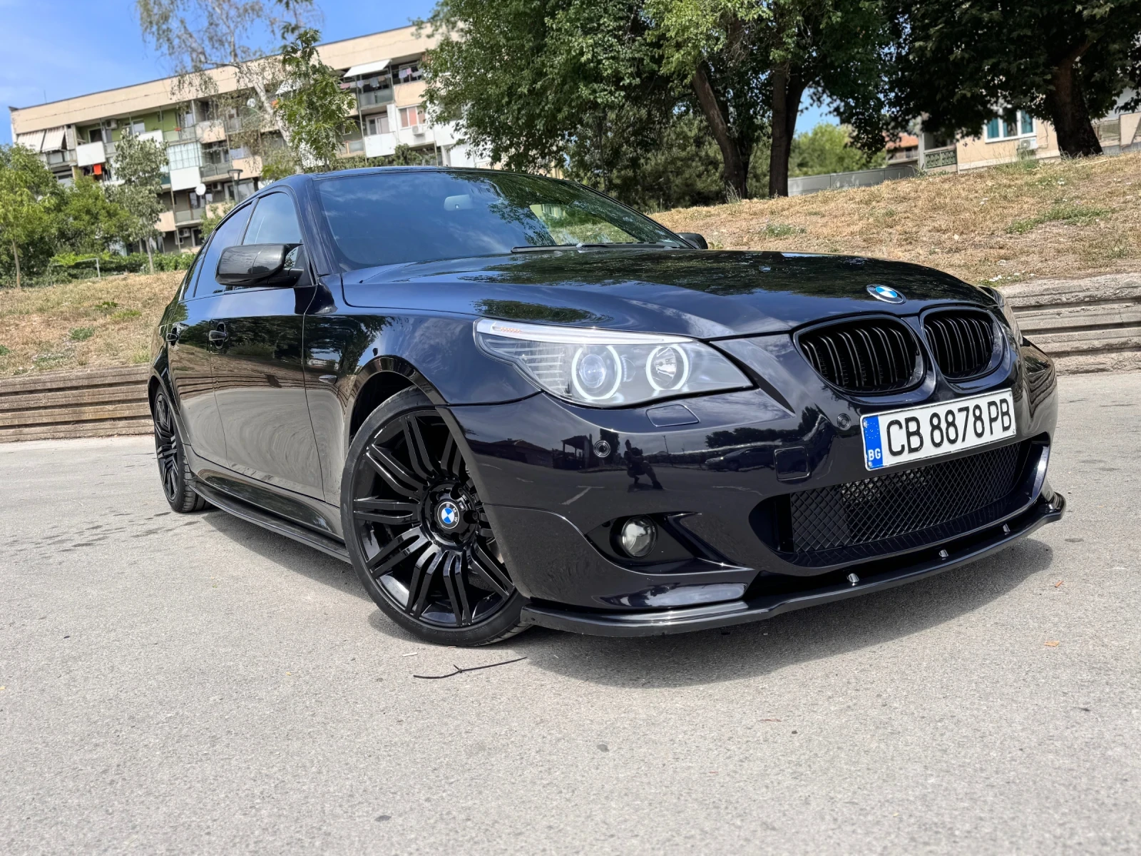 BMW 525  197к.с. Facelift / БАРТЕР - изображение 2