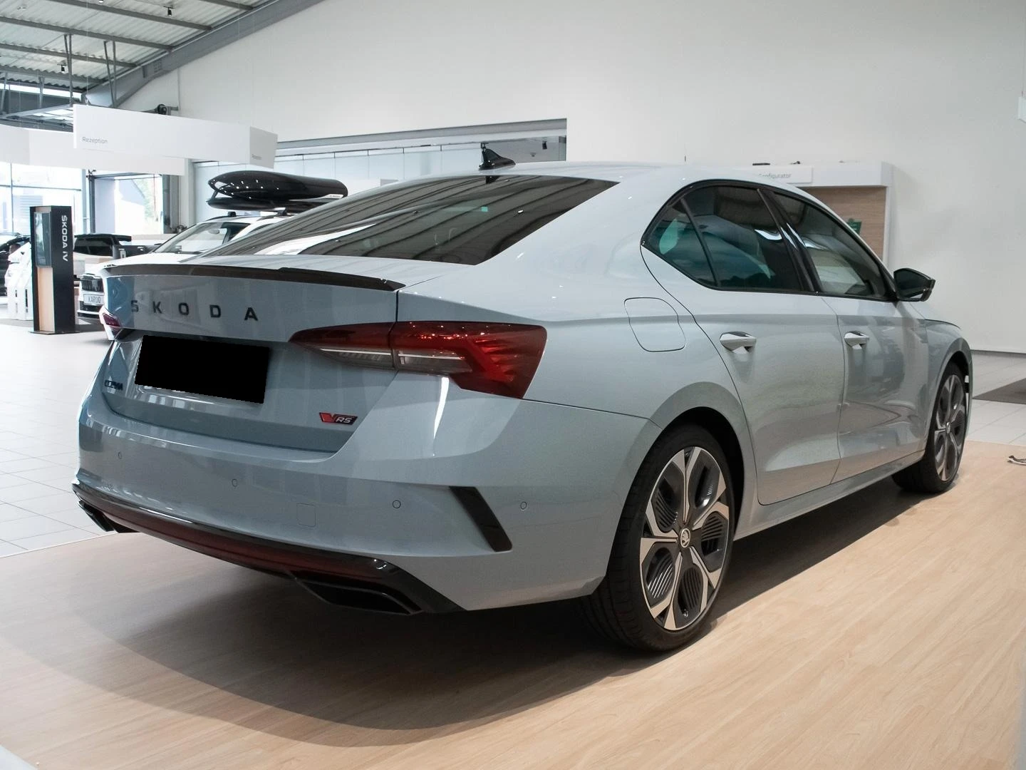 Skoda Octavia RS 2.0 TSI DSG CANTON LED KEYLESS PDC - изображение 2