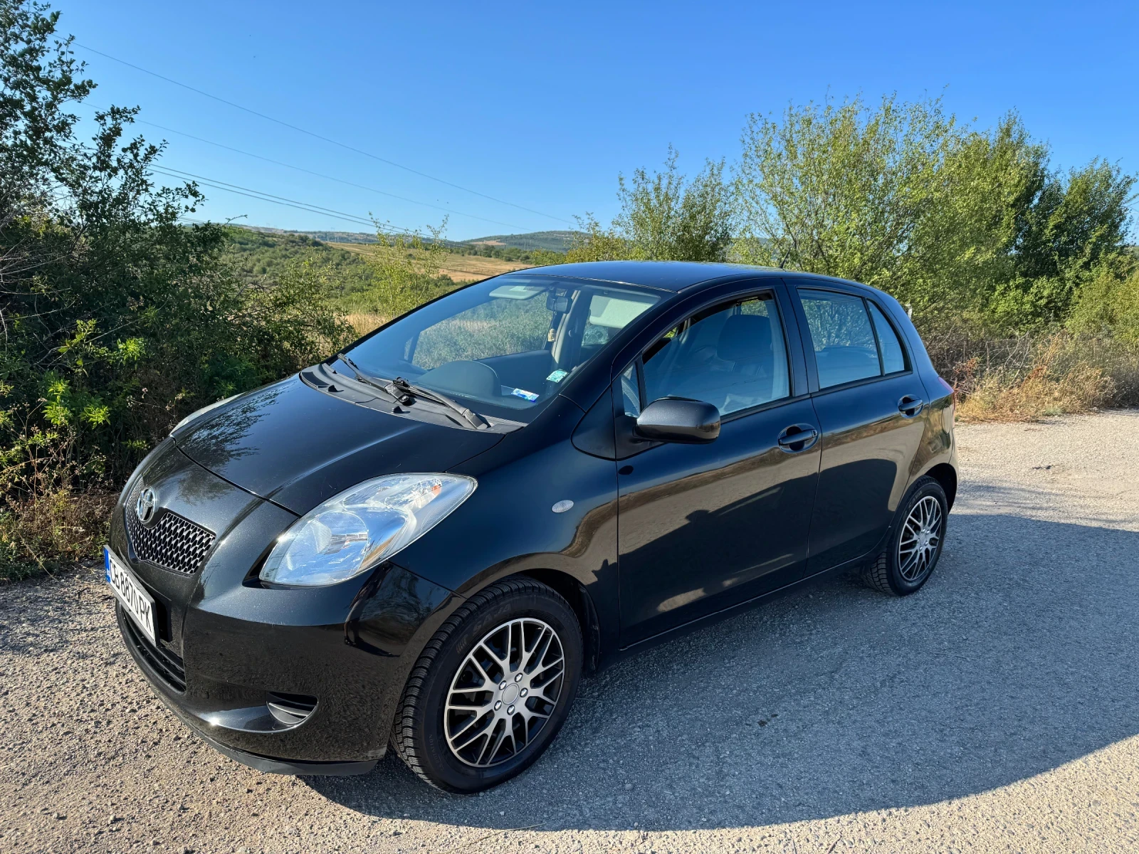 Toyota Auris 1.3 - изображение 2