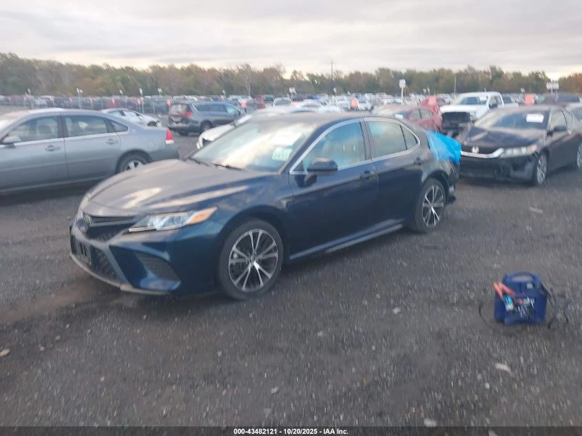 Toyota Camry 2.5L I-4 DI, DOHC, VVT, 203HP Front Wheel Drive - изображение 2