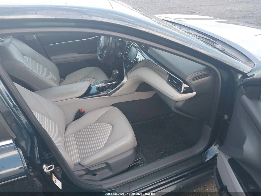 Toyota Camry 2.5L I-4 DI, DOHC, VVT, 203HP Front Wheel Drive - изображение 10