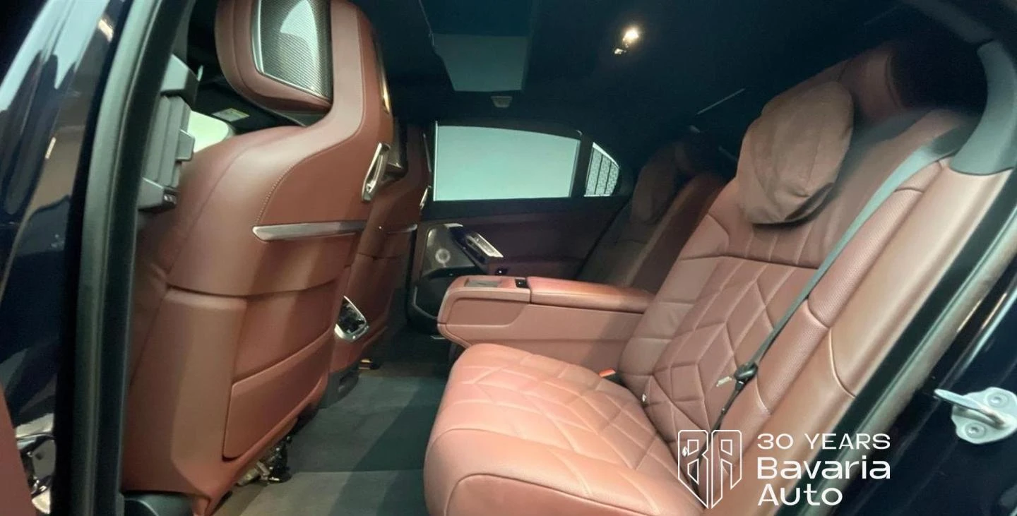 BMW i7 60 xDrive M Sport Paket - изображение 9