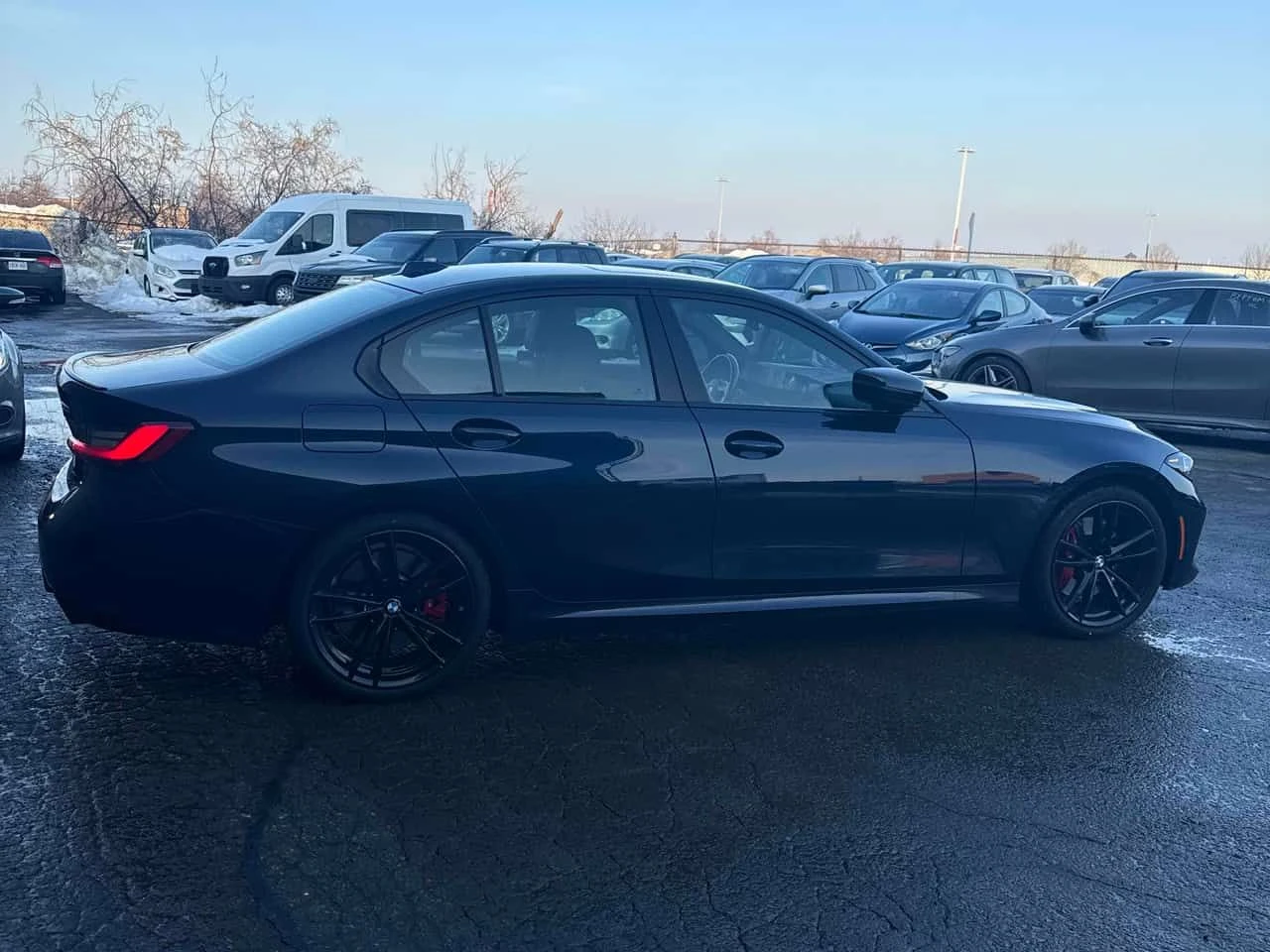 BMW 330 i xDrive/CARFAX/ШИБИДАХ/ПОДГРЕВИ/KEYLESS - изображение 4