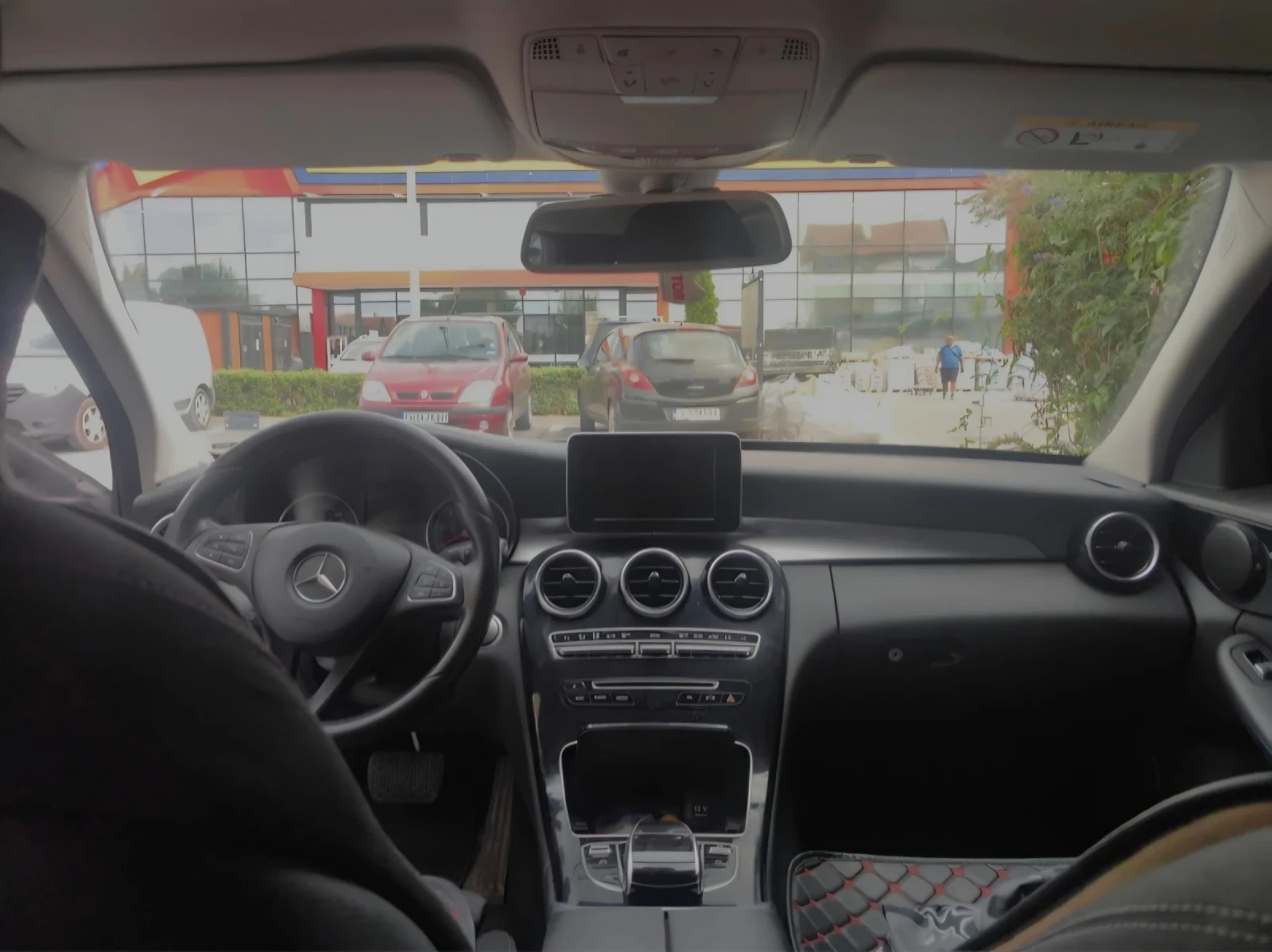 Mercedes-Benz C 220, снимка 8 - Автомобили и джипове - 53866751