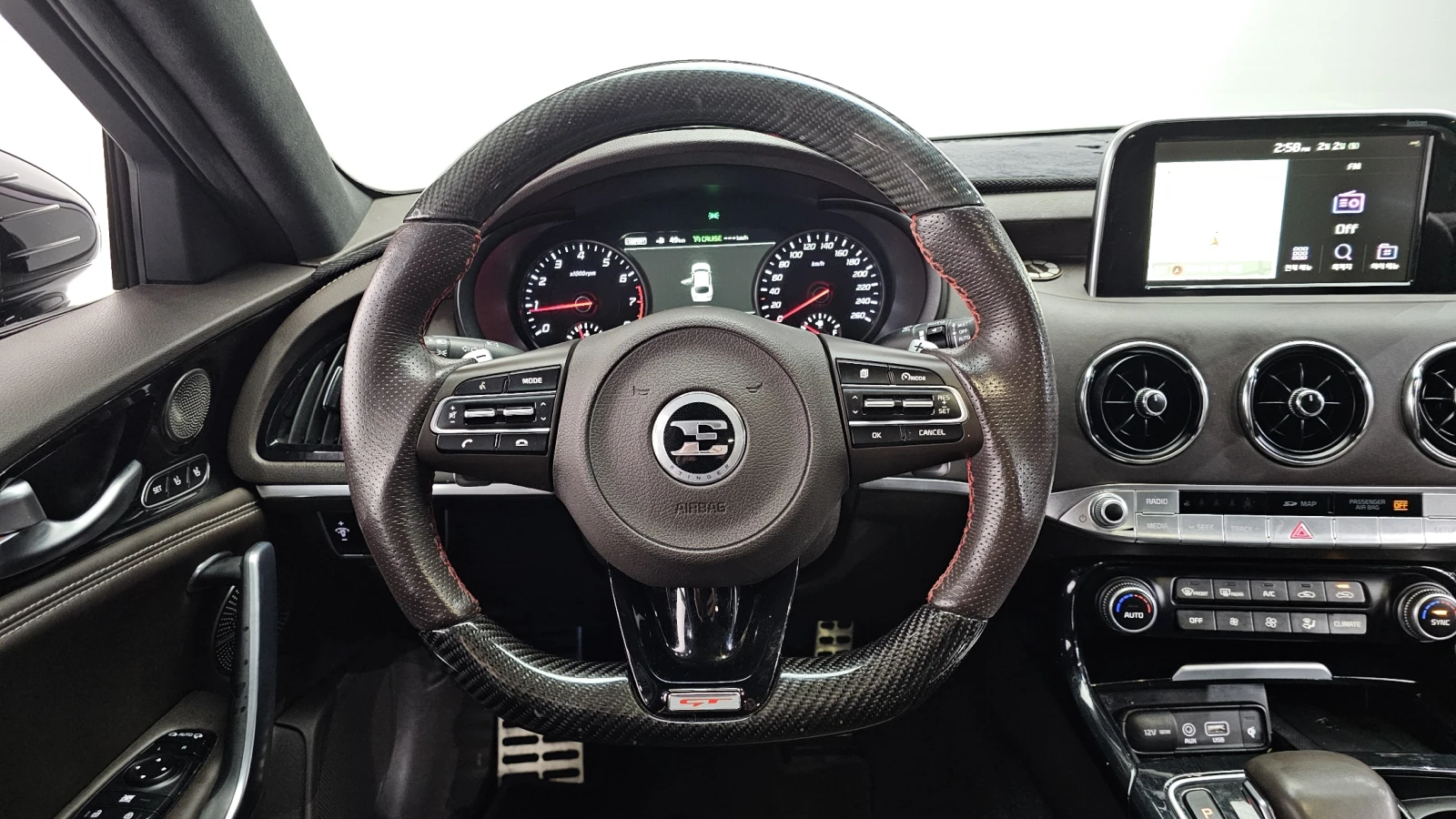 Kia Stinger 2.0T 2WD PLATINUM autogeorge.com, снимка 12 - Автомобили и джипове - 54121647