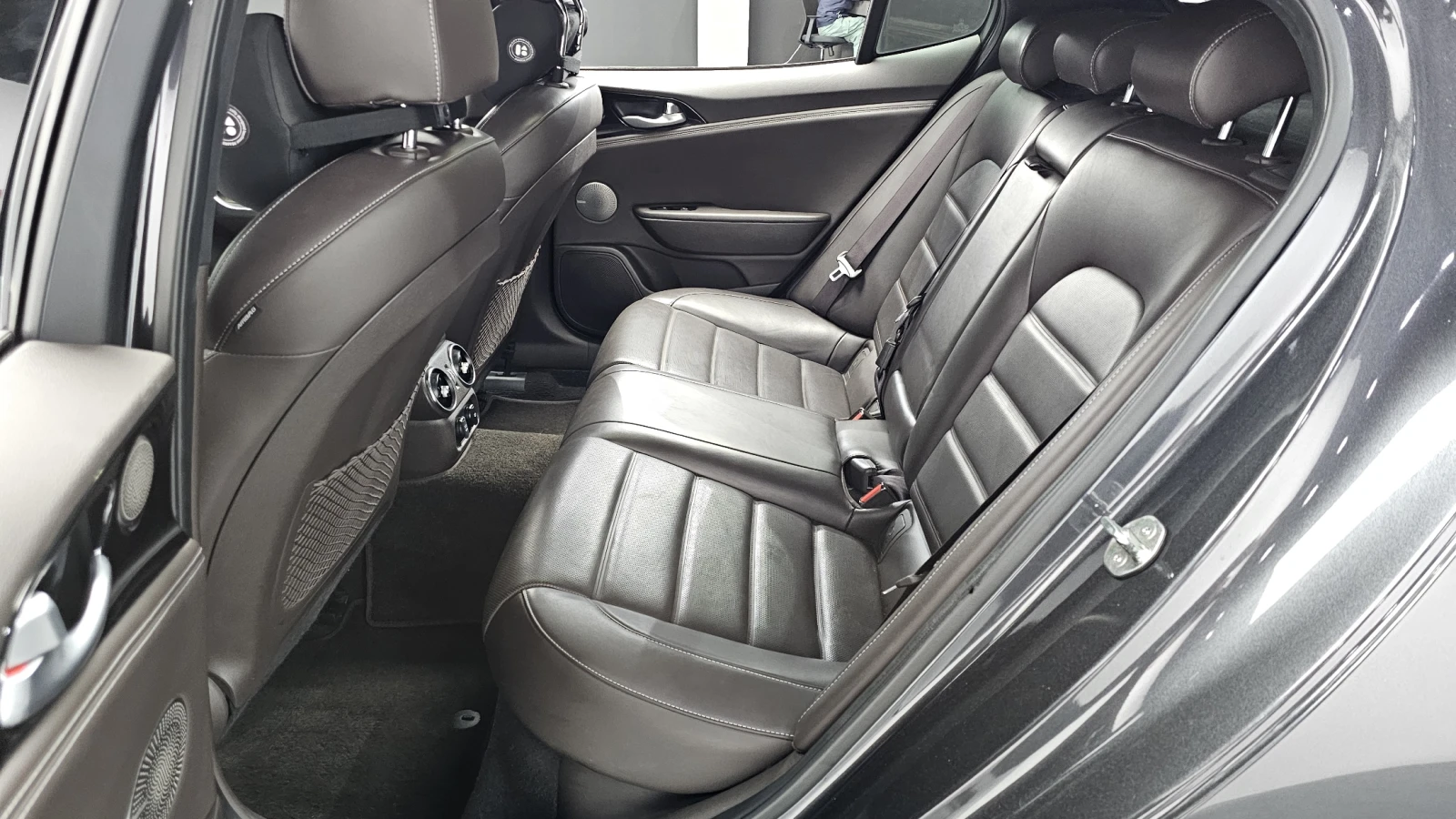 Kia Stinger 2.0T 2WD PLATINUM autogeorge.com, снимка 11 - Автомобили и джипове - 54121647