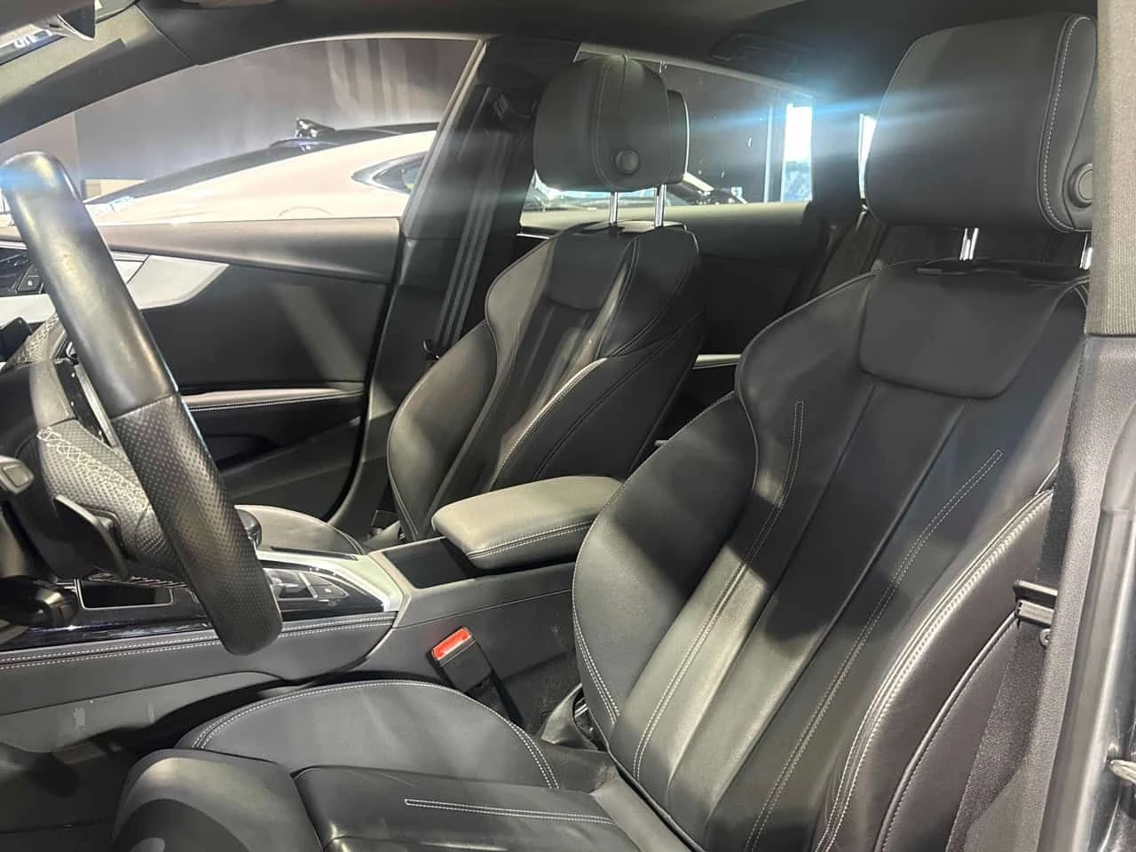 Audi A5 * Progressiv * CARFAX * S LINE * BLIND SPOT, снимка 16 - Автомобили и джипове - 54513209