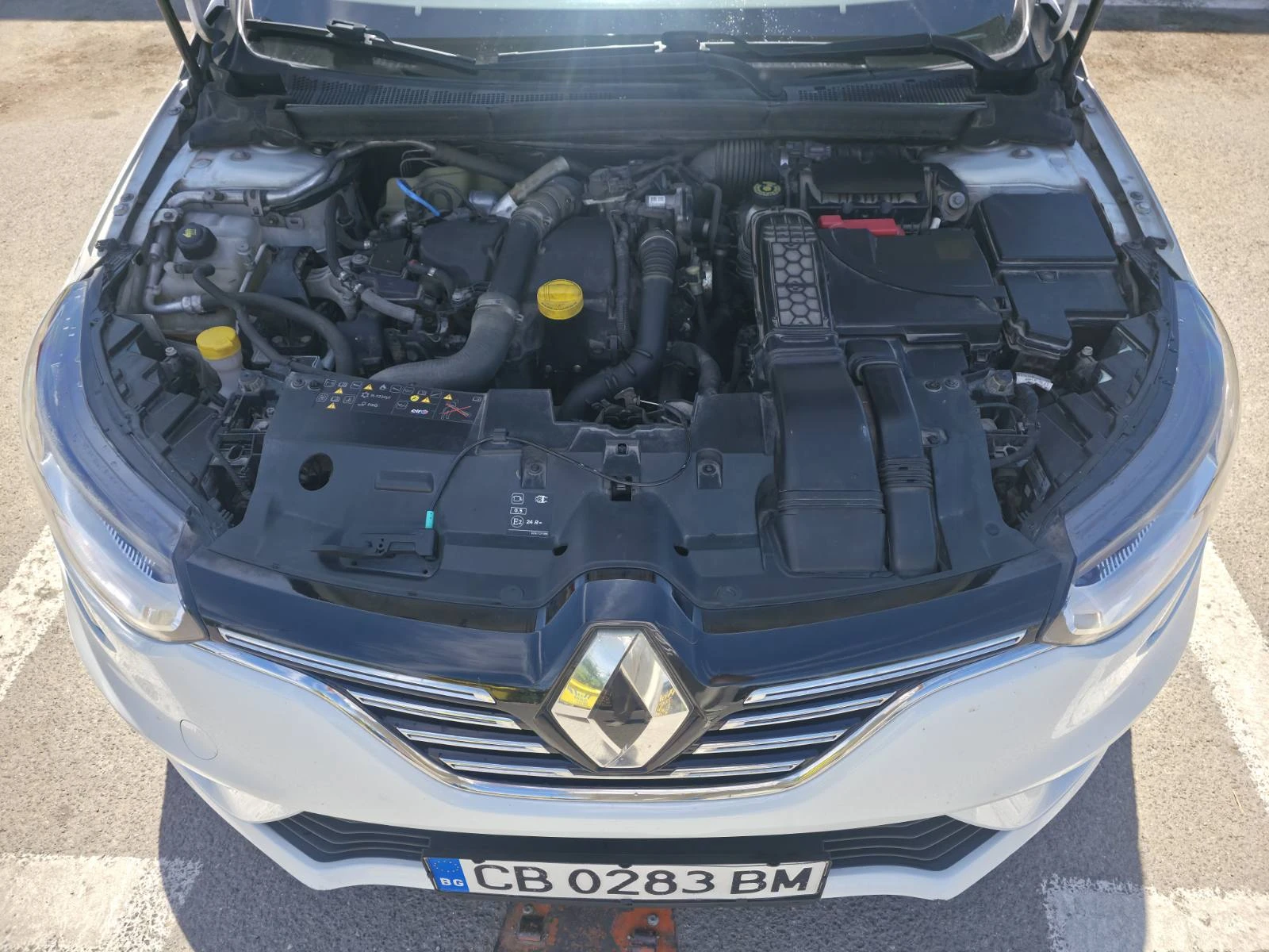 Renault Megane 1.5 DCI, снимка 7 - Автомобили и джипове - 54720668