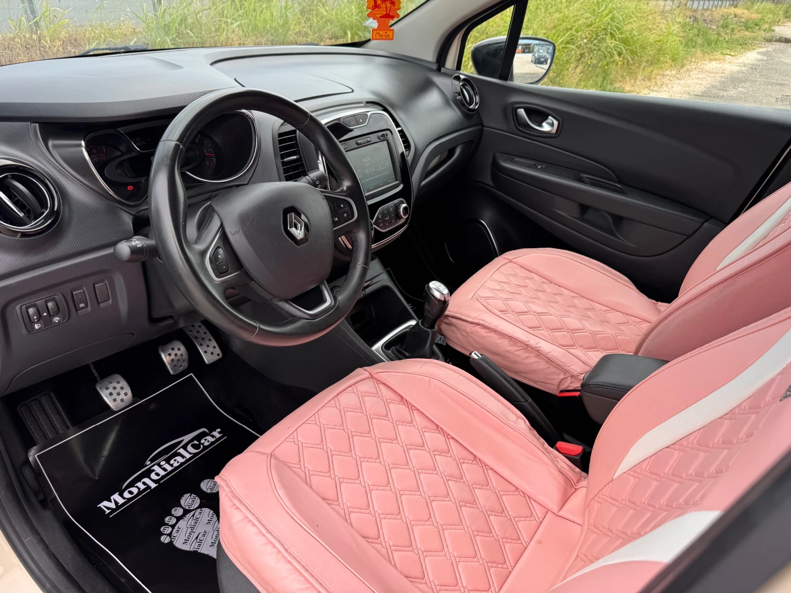 Renault Captur Intens 90kc Facelift* KeylessGo* Navi* Led* Cruise, снимка 9 - Автомобили и джипове - 55134877