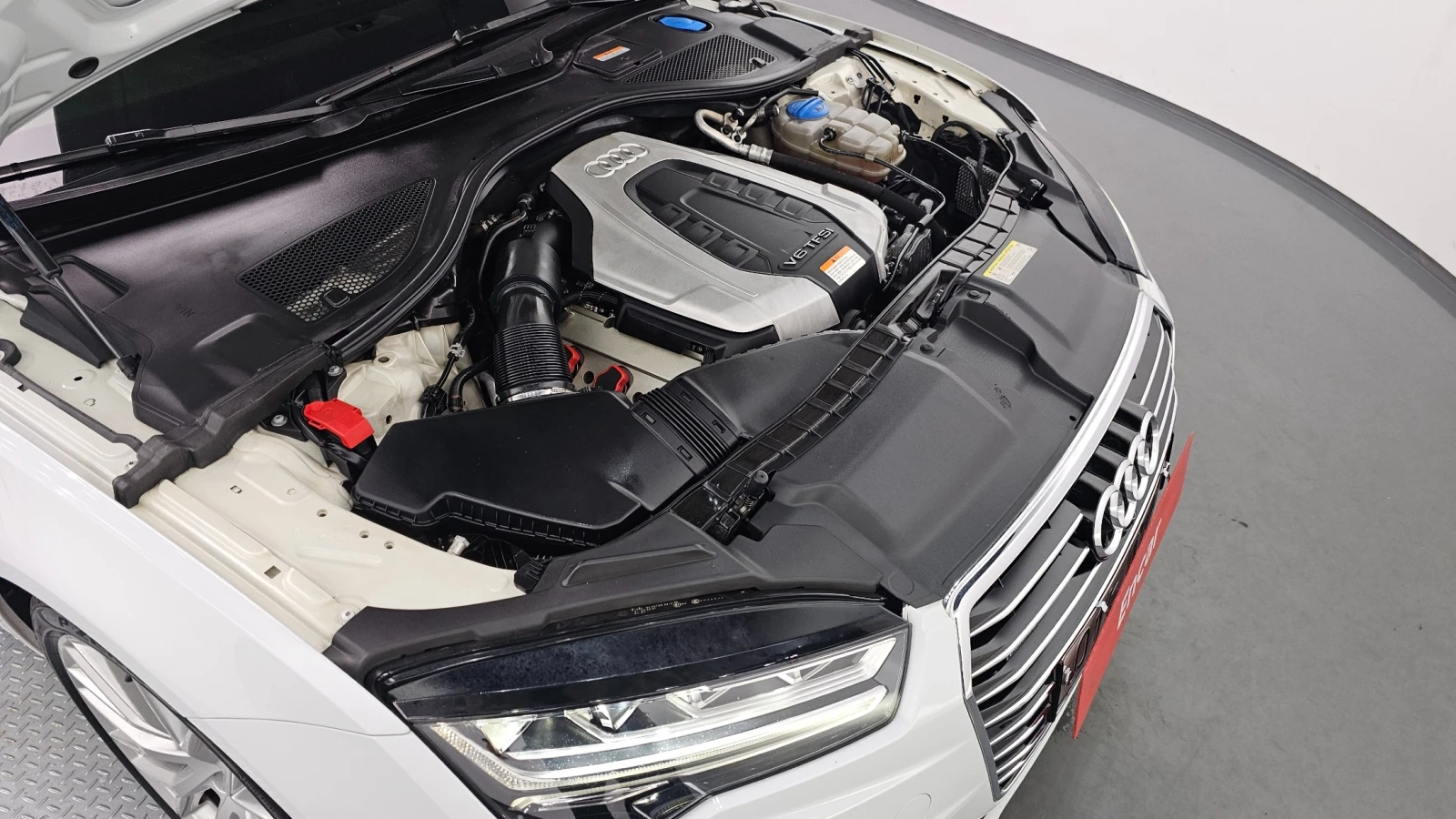 Audi A7 PREMIUM 50TFSI* DISTR* ПОДГРЕВИ* ОБДУХ* HUD* , снимка 4 - Автомобили и джипове - 55179461