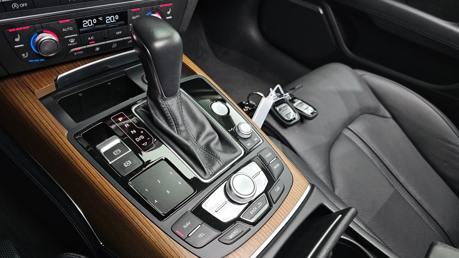 Audi A7 PREMIUM 50TFSI* DISTR* ПОДГРЕВИ* ОБДУХ* HUD* , снимка 7 - Автомобили и джипове - 55179461