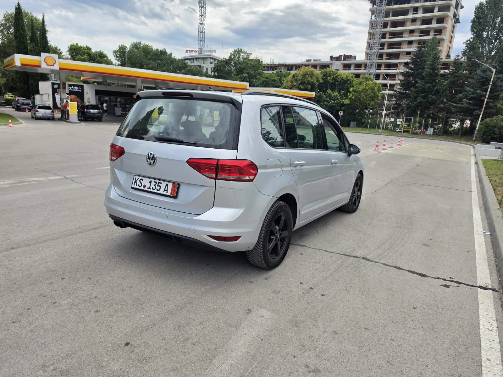 VW Touran 1.4T-DSG, снимка 5 - Автомобили и джипове - 55413254