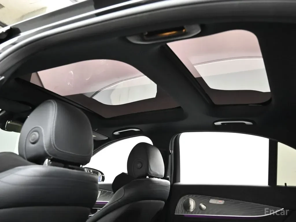 Mercedes-Benz E 350 AMG* LINE* 4MATIC* BURMESTER* 360КАМЕРА* LANE* ASS, снимка 13 - Автомобили и джипове - 55801590