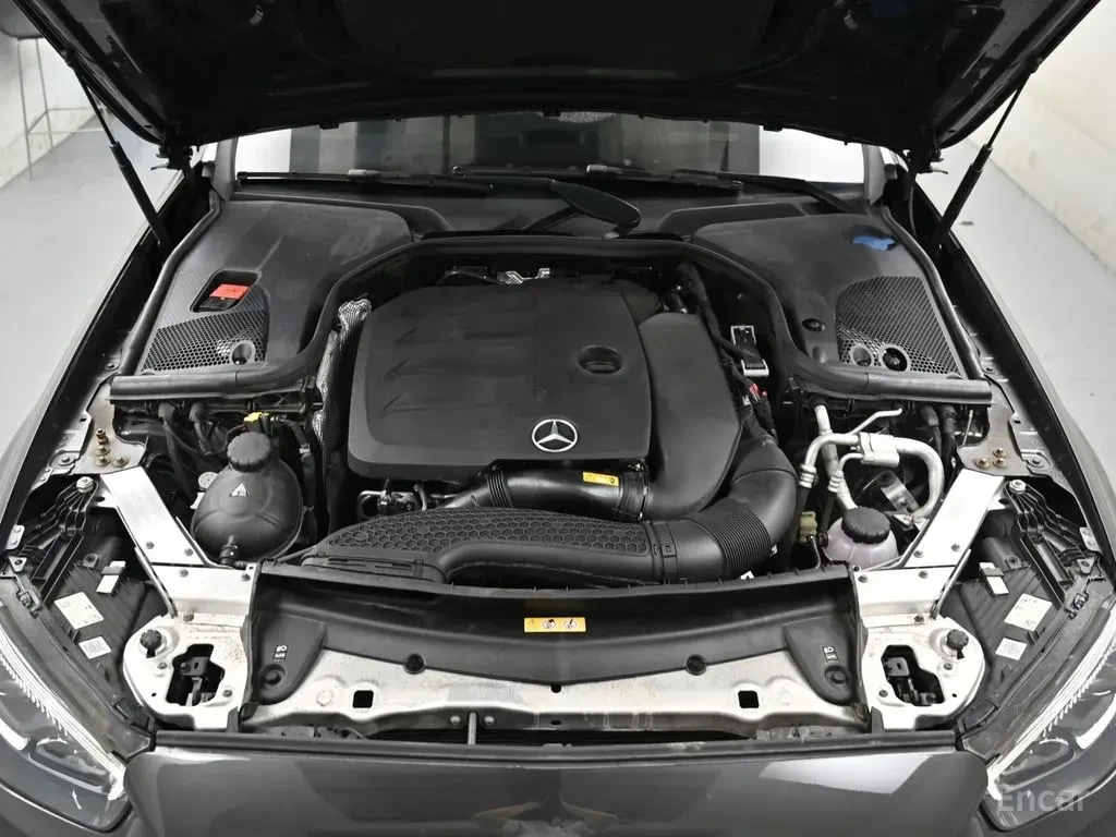 Mercedes-Benz E 350 AMG* LINE* 4MATIC* BURMESTER* 360КАМЕРА* LANE* ASS, снимка 17 - Автомобили и джипове - 55801590