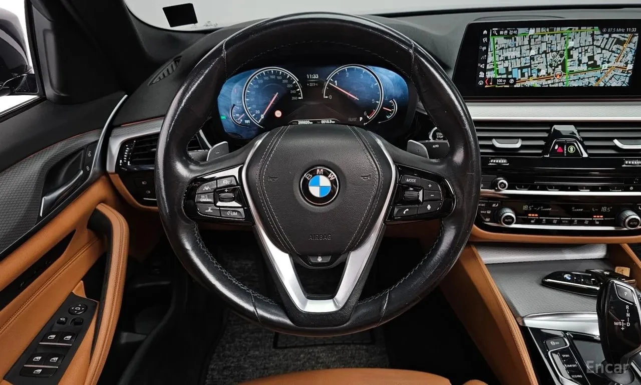 BMW 520 XDRIVE20D * M SPORT* ФИКСИРАНА ЦЕНА ДО БЪЛГАРИЯ*  , снимка 6 - Автомобили и джипове - 56083426