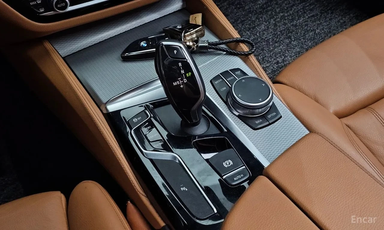 BMW 520 XDRIVE20D * M SPORT* ФИКСИРАНА ЦЕНА ДО БЪЛГАРИЯ*  , снимка 9 - Автомобили и джипове - 56083426