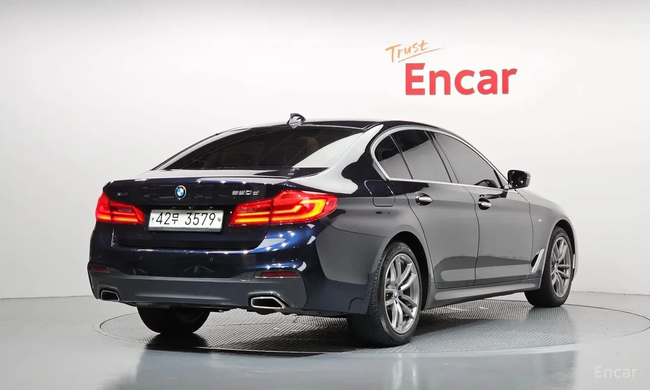 BMW 520 XDRIVE20D * M SPORT* ФИКСИРАНА ЦЕНА ДО БЪЛГАРИЯ*  , снимка 2 - Автомобили и джипове - 56083426