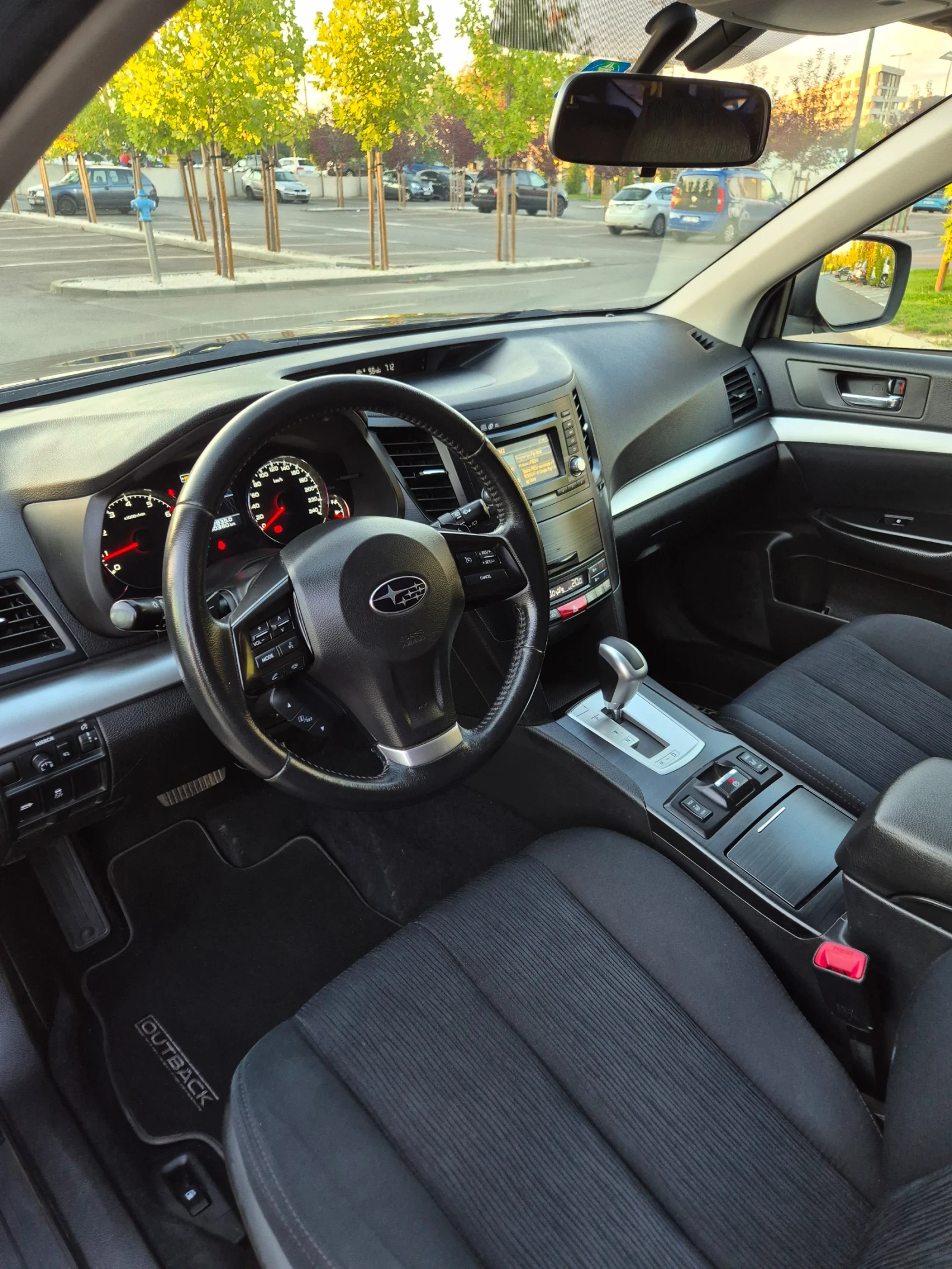 Subaru Outback 2.5 АВТОМАТ* FACELIFT* СЕРВИЗНА ИСТОРИЯ , снимка 5 - Автомобили и джипове - 56111983