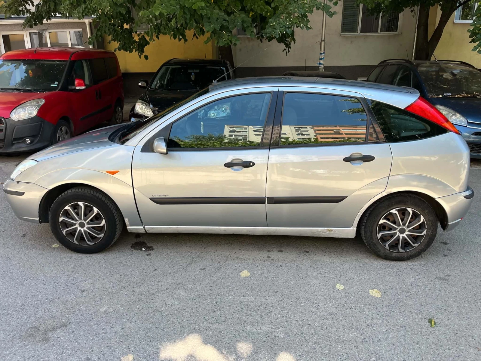 Ford Focus 1.4 бензин, снимка 3 - Автомобили и джипове - 56200955