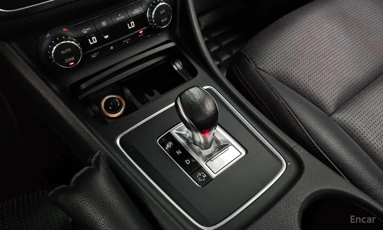 Mercedes-Benz CLA * CLA45 AMG 4MATIC * ��� ������������ ������ | Mobile.bg � ����������� 9