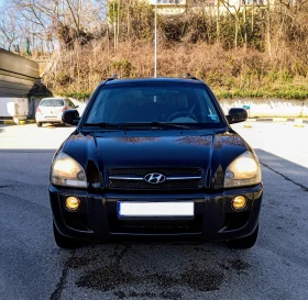 Hyundai Tucson 4x4/CRDI 118кс/Климатроник/Отличен ! - 3970 € / 7764.65 лв. - 31966969 4