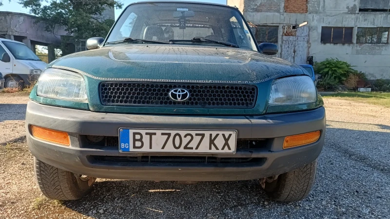 Toyota Rav4, снимка 13 - Автомобили и джипове - 47630557