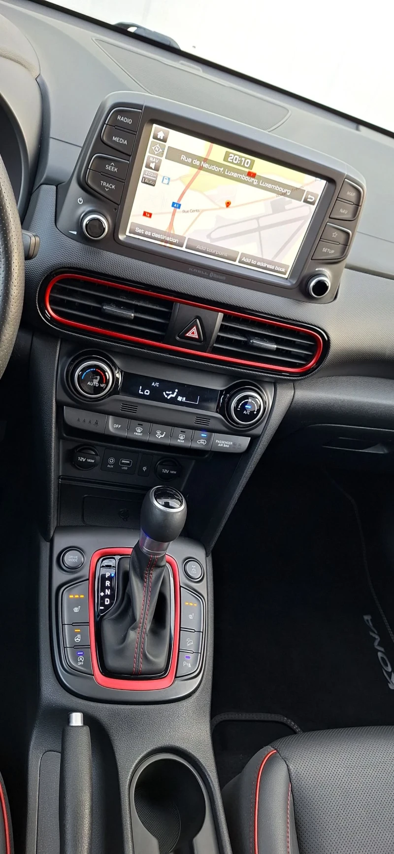 Hyundai Kona 1.6Т ВСИЧКИ ЕКСТРИ 177кс4x4 ПЪЛНА СЕРВИЗНА ИСТОРИЯ, снимка 10 - Автомобили и джипове - 50760742