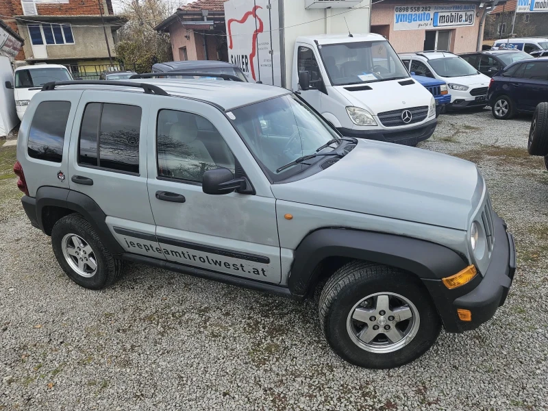 Jeep Cherokee 2.8, снимка 4 - Автомобили и джипове - 52372436