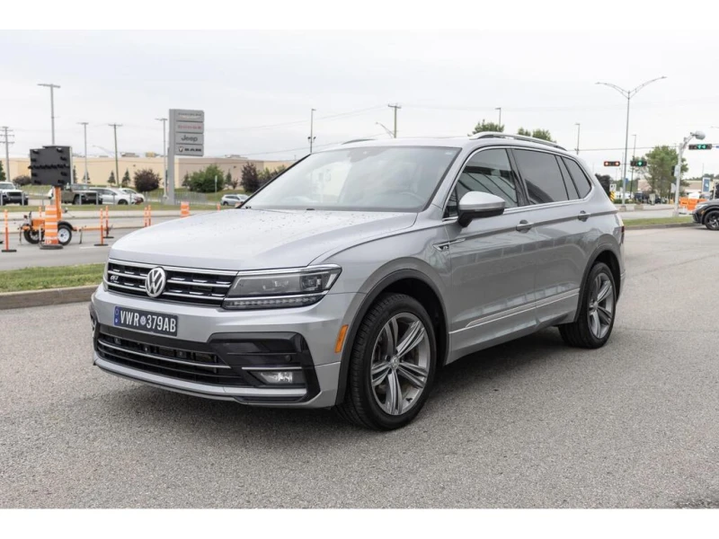 VW Tiguan R-LINE/PANODIGITAL DASH/KEYLESS/ФИНАНСИРАНЕ - 28500 лв. - 21798550 1