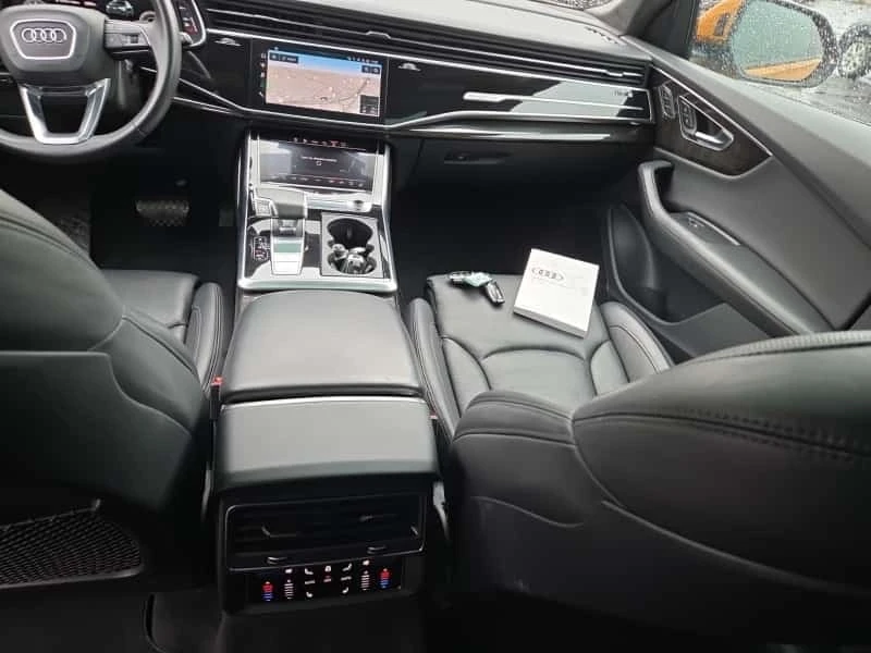 Audi Q8 * TECHNIK * CARFAX * , снимка 10 - Автомобили и джипове - 56480223