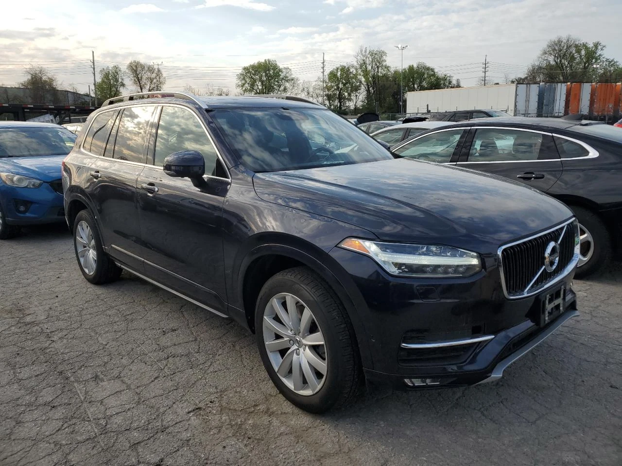 Volvo Xc90 T6 Дистроник* 360* Подгрев* М.точка* CarPlay* Пано - изображение 3