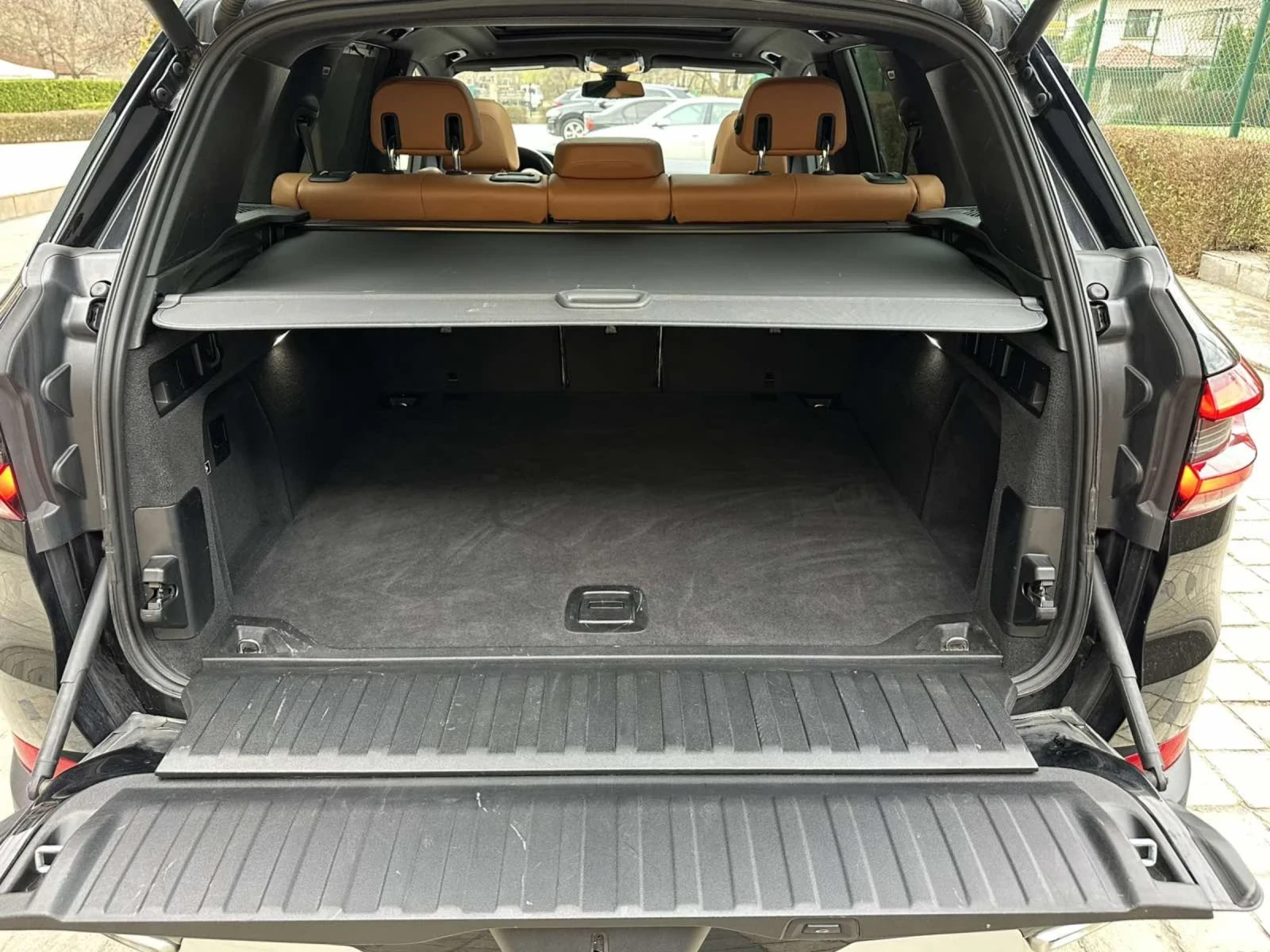 BMW X5 xDrive40i//360/Head-Up/SoftClose/() | Mobile.bg   17