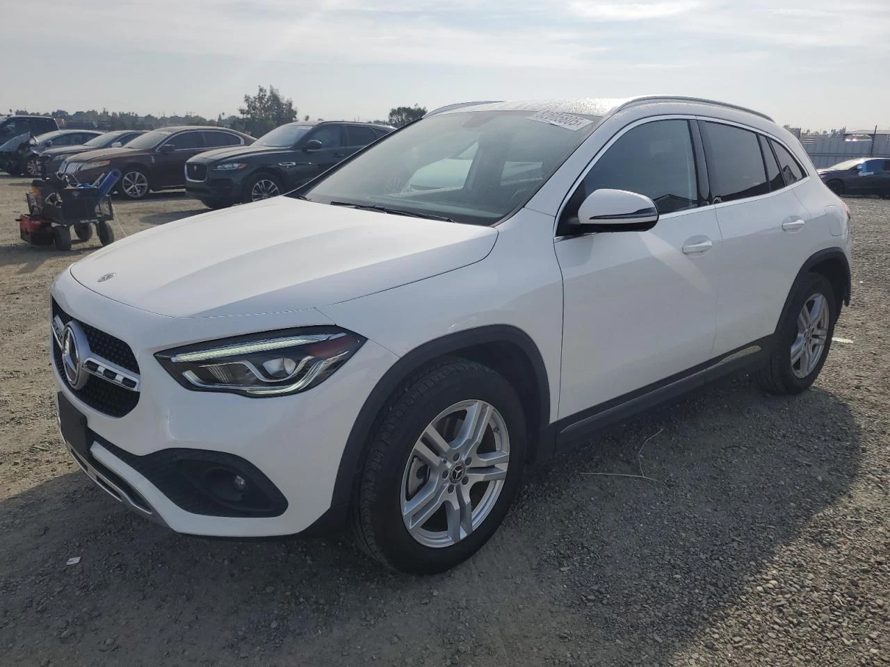 Mercedes-Benz GLA 250 4MATIC DIGITAL/MEMORY/ПОДГРЕВИ - изображение 3