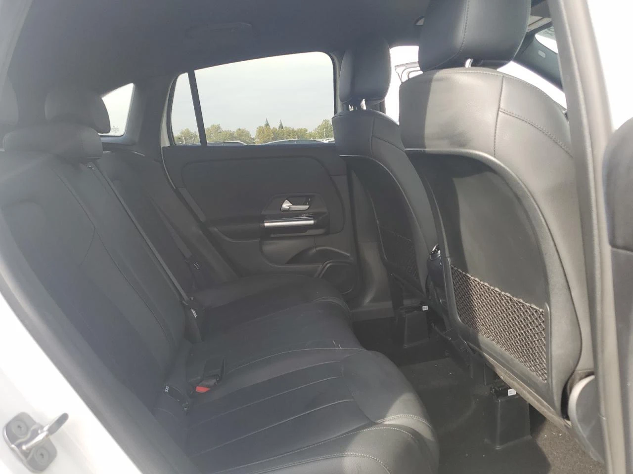 Mercedes-Benz GLA 250 4MATIC DIGITAL/MEMORY/ПОДГРЕВИ - изображение 9