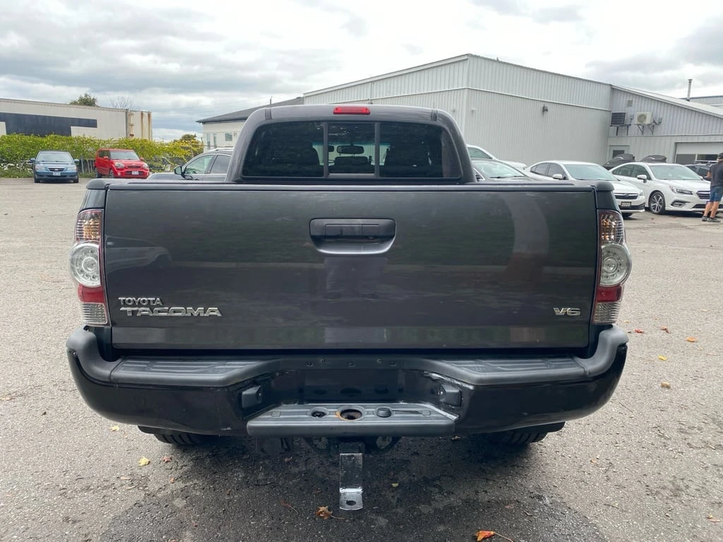 Toyota Tacoma * 4WD Double Cab V6 Auto * CARFAX * БЕЗ ПЪРВОНАЧАЛ - изображение 5