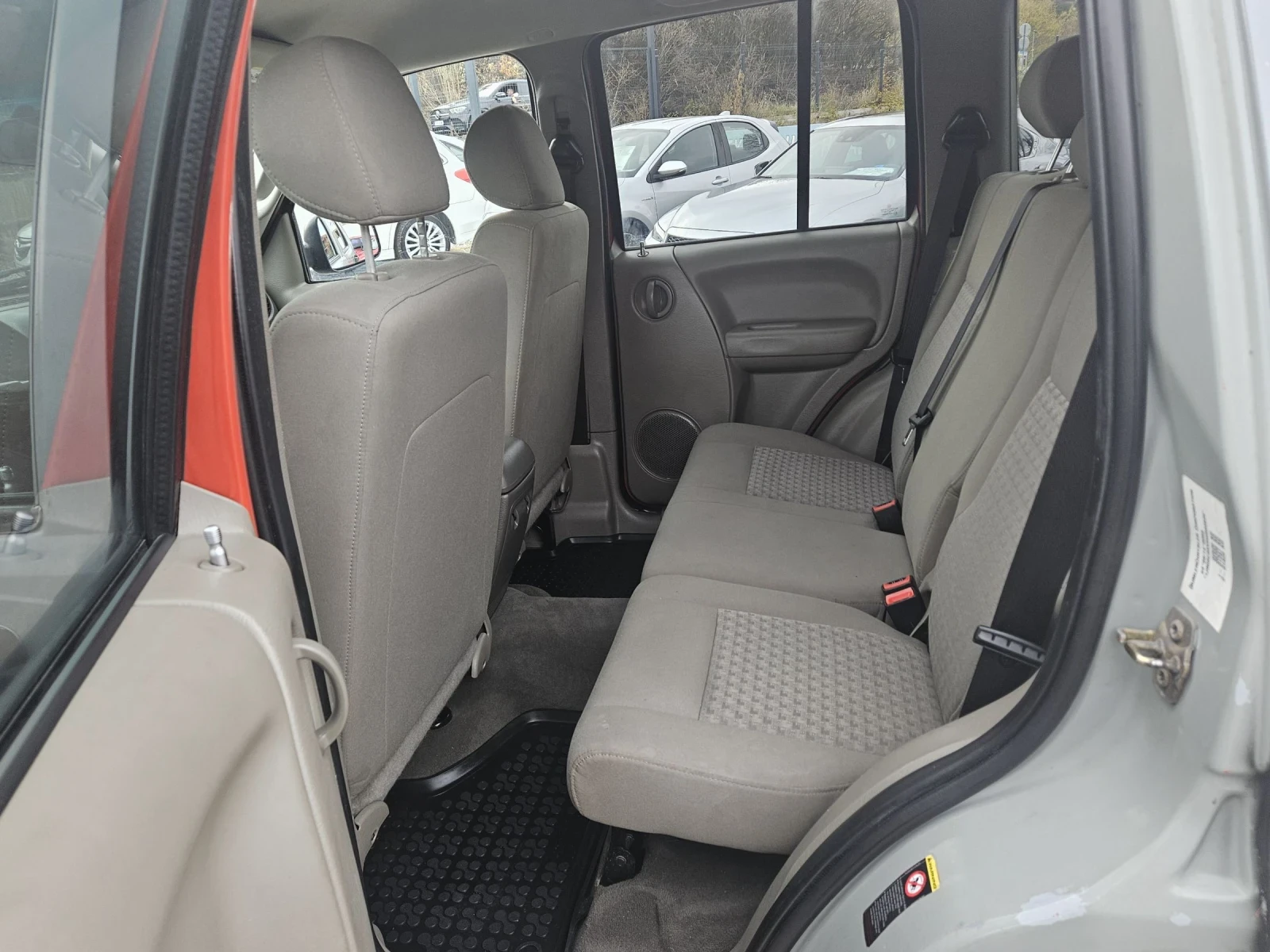 Jeep Cherokee 2.8 | Mobile.bg   6