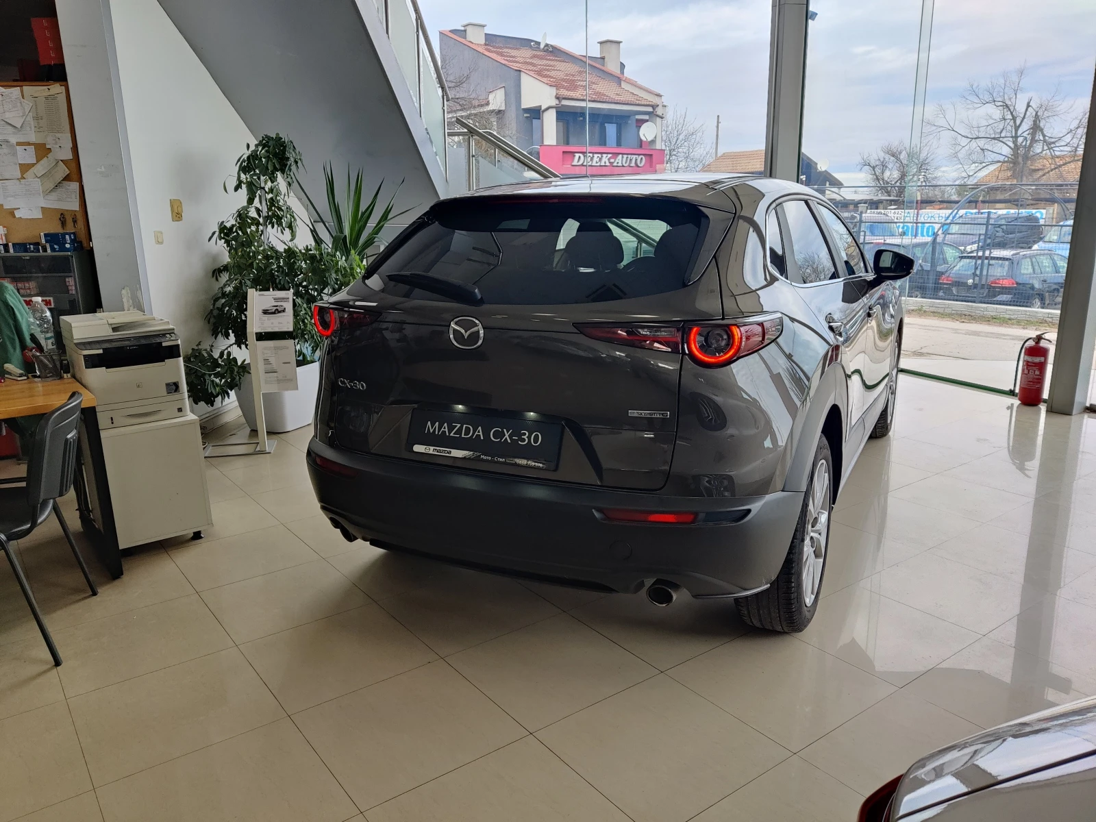 Mazda CX-30 2.0i Skyactiv-G, снимка 2 - Автомобили и джипове - 53495966