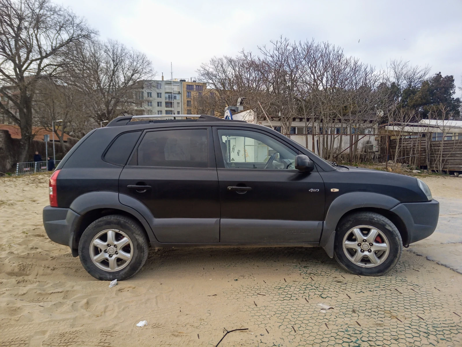 Hyundai Tucson 4x4/CRDI 140 кс./5л.-100км./Климатроник/Отличен !, снимка 5 - Автомобили и джипове - 53831924