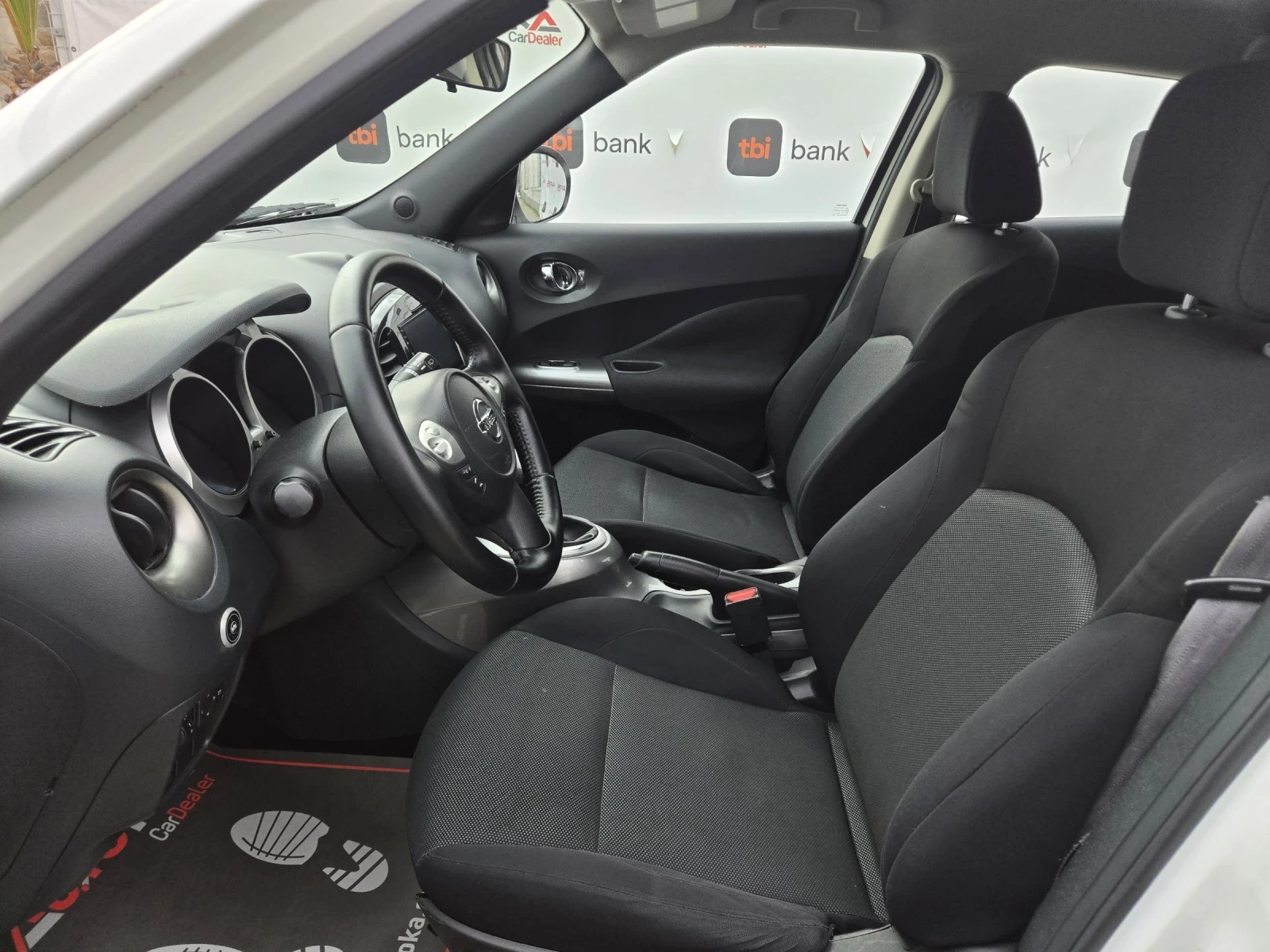 Nissan Juke 1.6i-117кс= ФАБРИЧНА ГАЗ= НАВИГАЦИЯ= КЛИМАТРОНИК, снимка 7 - Автомобили и джипове - 53916702