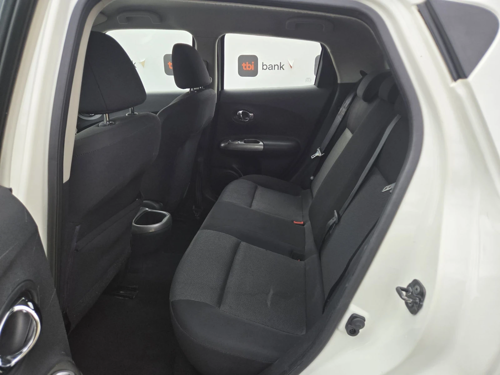 Nissan Juke 1.6i-117кс= ФАБРИЧНА ГАЗ= НАВИГАЦИЯ= КЛИМАТРОНИК, снимка 9 - Автомобили и джипове - 53916702