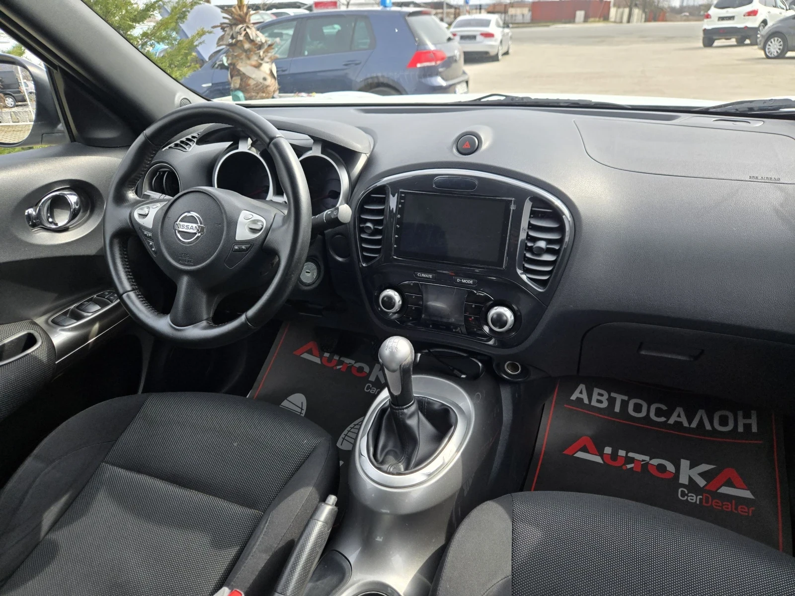 Nissan Juke 1.6i-117кс= ФАБРИЧНА ГАЗ= НАВИГАЦИЯ= КЛИМАТРОНИК, снимка 13 - Автомобили и джипове - 53916702