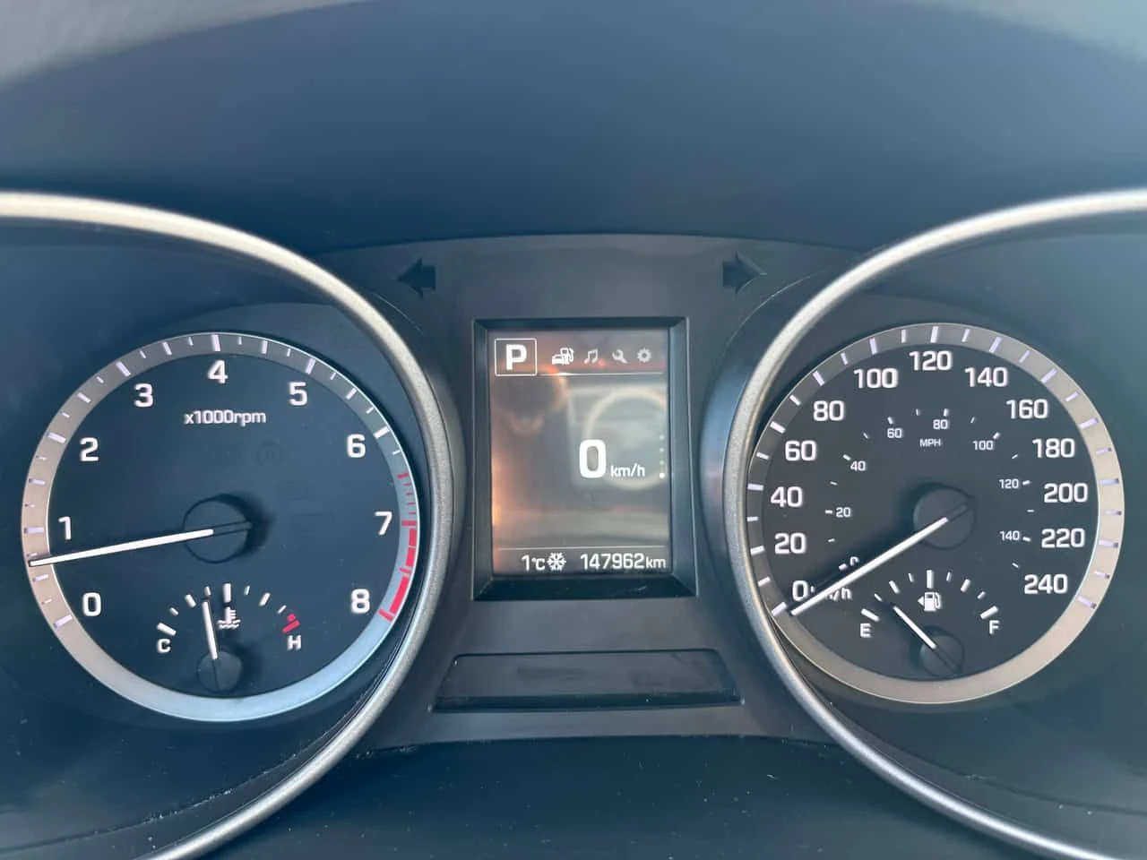 Hyundai Santa fe * FWD 4dr 2.4L * CARFAX * ЦЕНА ДО БГ, снимка 6 - Автомобили и джипове - 53967974