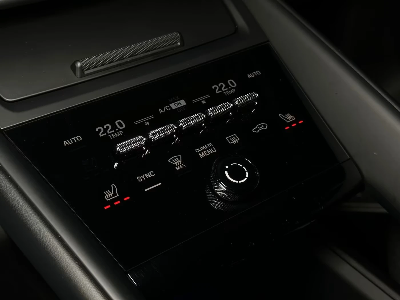 Porsche Macan 4 /  LED-Matrix / 360 - Camera, снимка 12 - Автомобили и джипове - 54139306