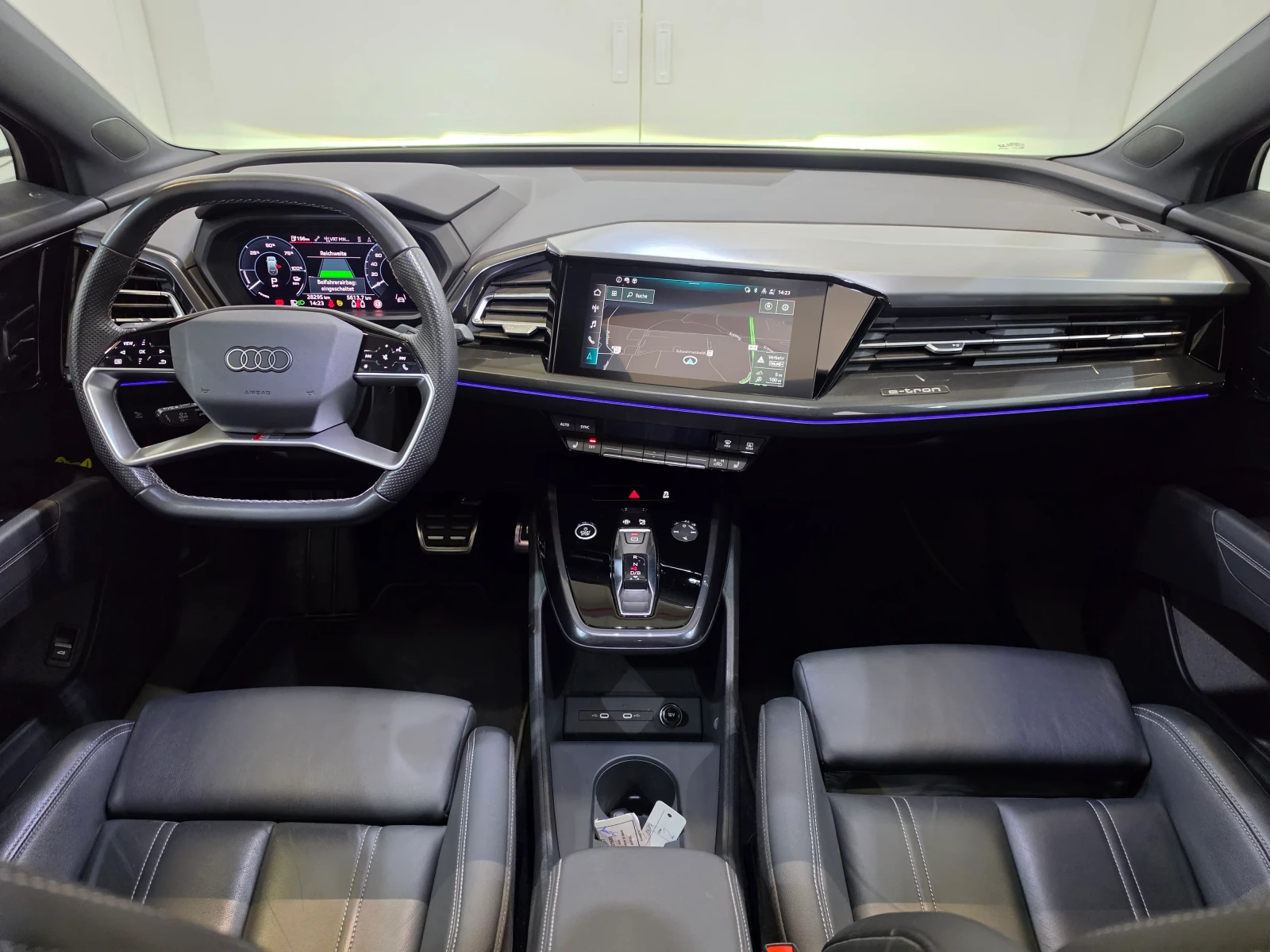 Audi Q4 E-Tron 35 S-Line Int. Aut. Pano LED-Matrix Virtual, снимка 8 - Автомобили и джипове - 55134998