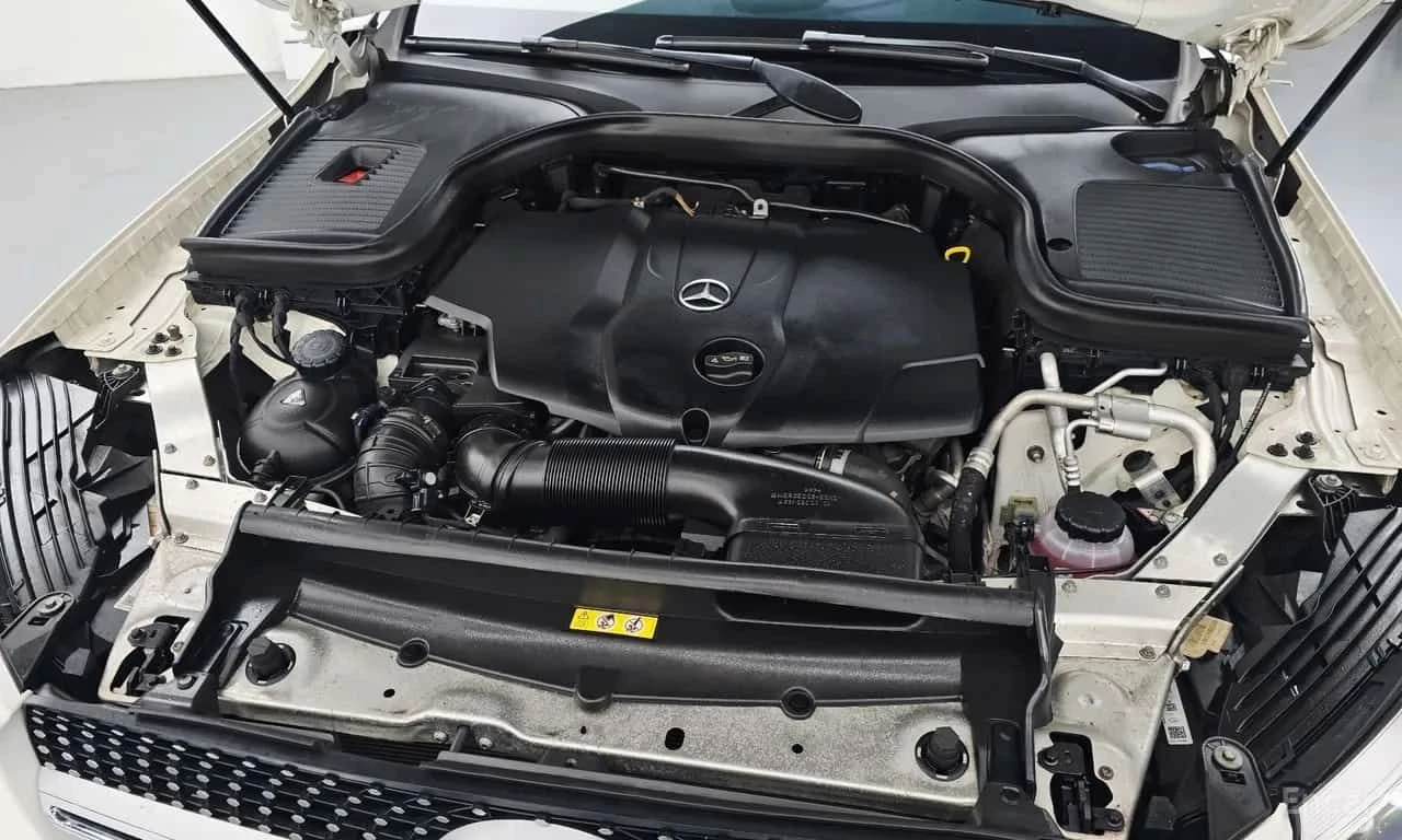 Mercedes-Benz GLC 220 d 4MATIC Coupe/ФИНАНСИРАНЕ, снимка 6 - Автомобили и джипове - 55565603