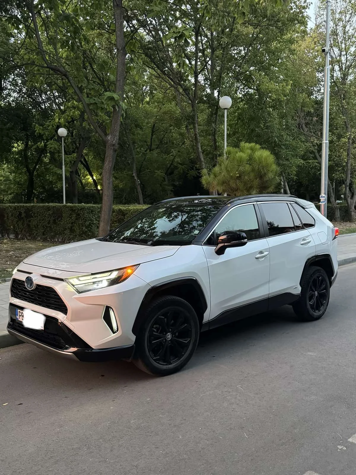 Toyota Rav4 XSE Hybrid