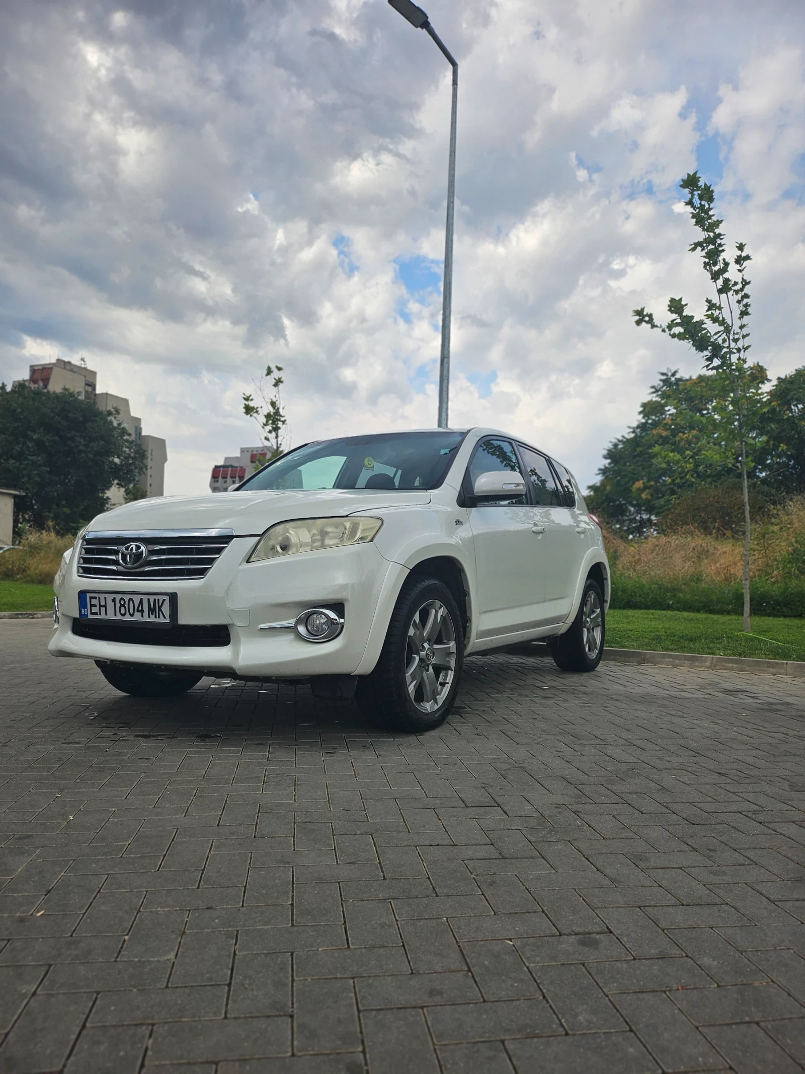 Toyota Rav4, снимка 2 - Автомобили и джипове - 55791588