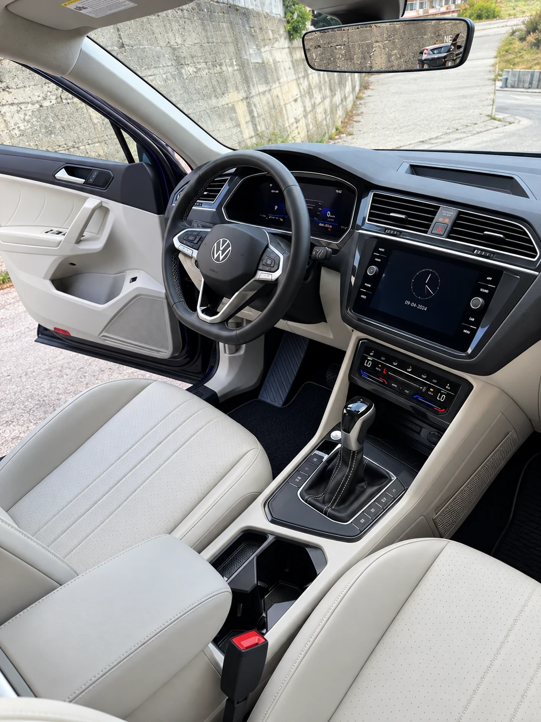 VW Tiguan VW Tiguan 2.0 2024г. 55000км, снимка 8 - Автомобили и джипове - 55966620