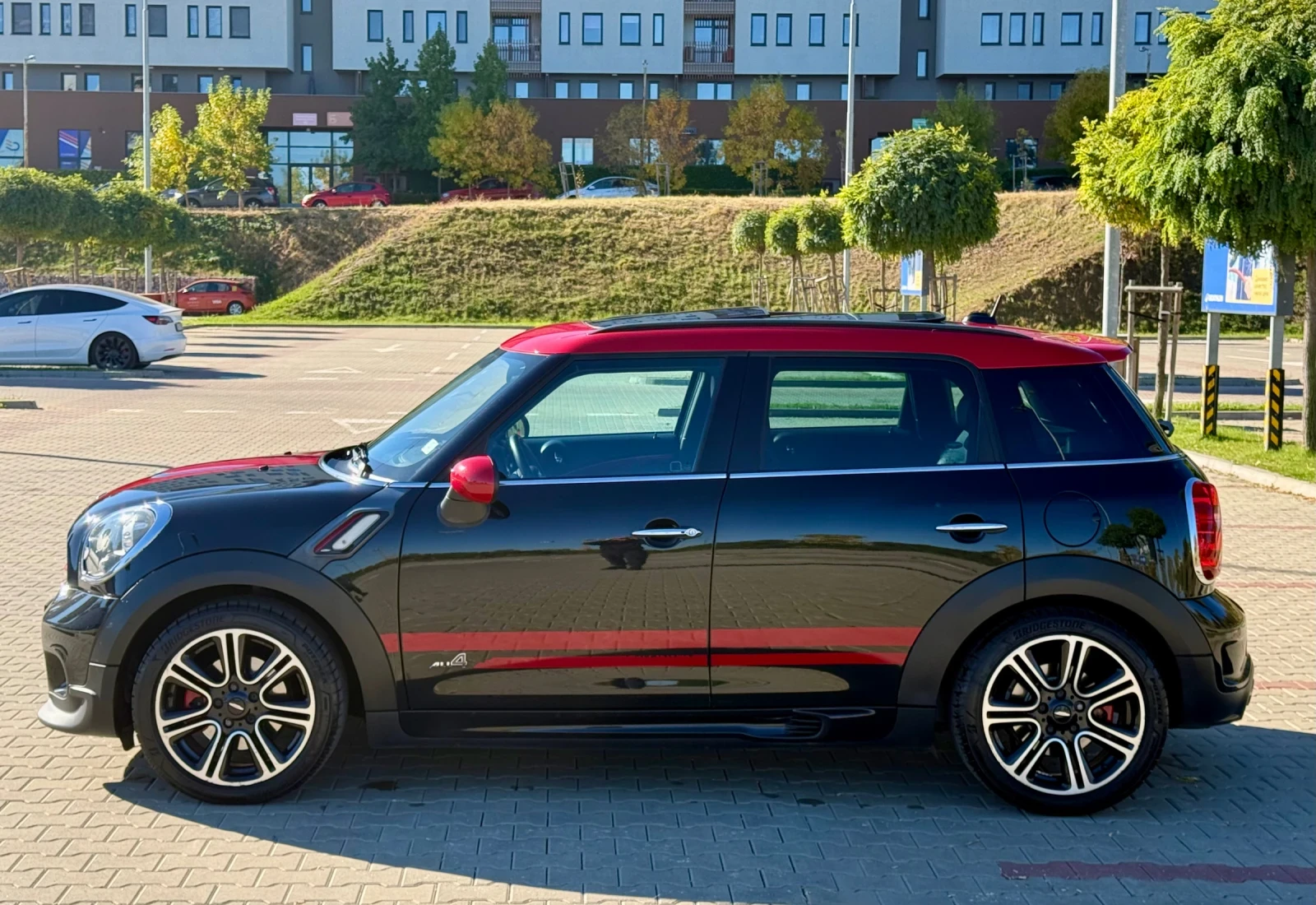 Mini Countryman John Cooper Works, снимка 6 - Автомобили и джипове - 56346869